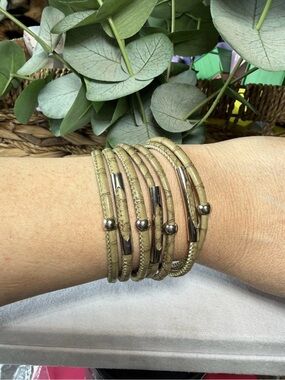 Ryze Party Vegan Leather Wrap Bracelet-Magnetic Clasp, Layered Boho Style 7.5